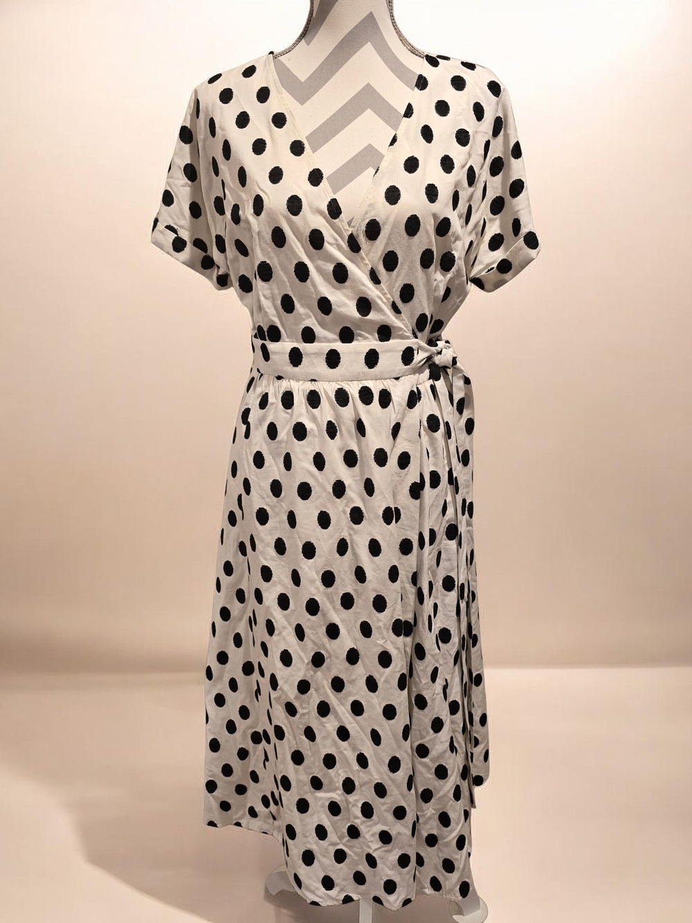 SEZANE Robe Marielle dress Black Dots Ecru Background size 42 (10).